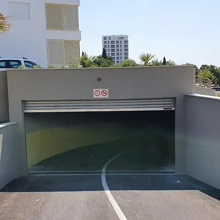 Luxury 4seasons With Garage Apartament *