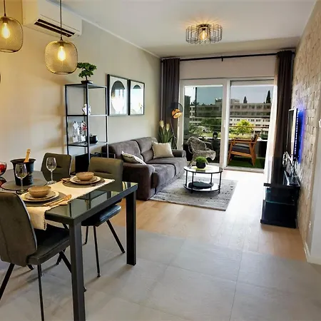 Apartament Luxury 4seasons With Garage