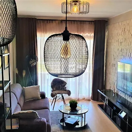 Luxury 4seasons With Garage Apartamento *