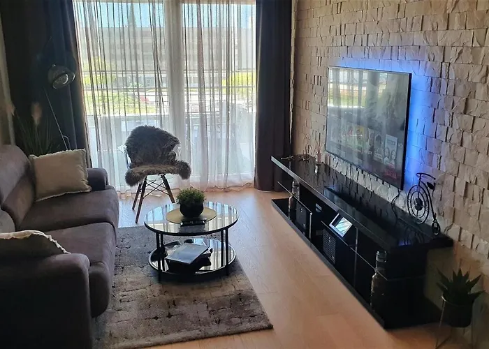 Apartment Luxury 4seasons With Garage